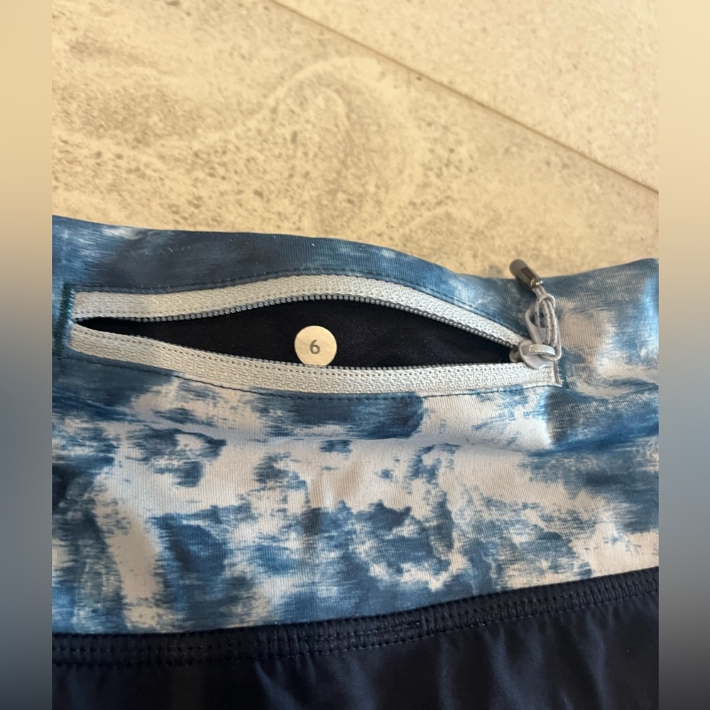 Lululemon Mid Rise Shorts - Picture 3 of 4